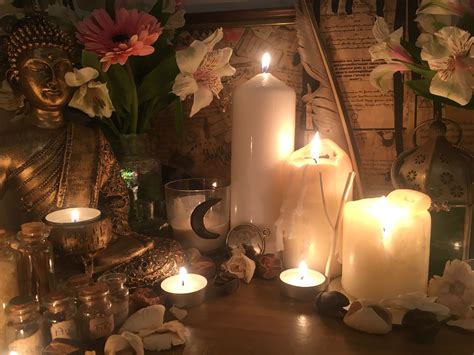 An introduction to the different types of Wiccan shrines